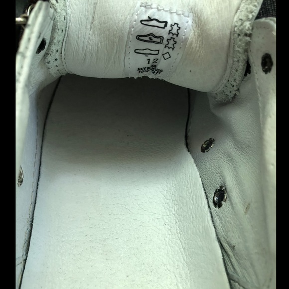 Rogue Light Grey lace-up round toe sneakers - Picture 4 of 7